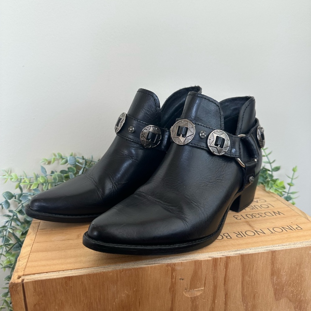 Steve Madden Black Leather Booties